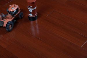 实木地板可以吸湿、降噪、舒缓情绪